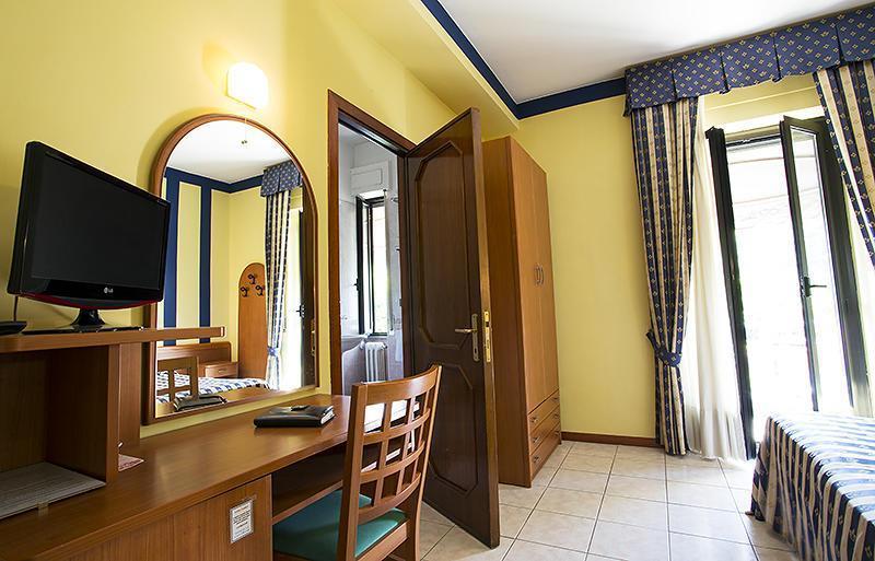 Hotel Ristorante Umbria أورفييتو المظهر الخارجي الصورة
